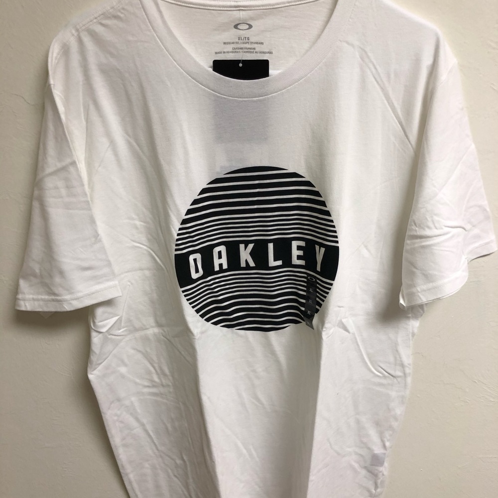 Oakley Tee
